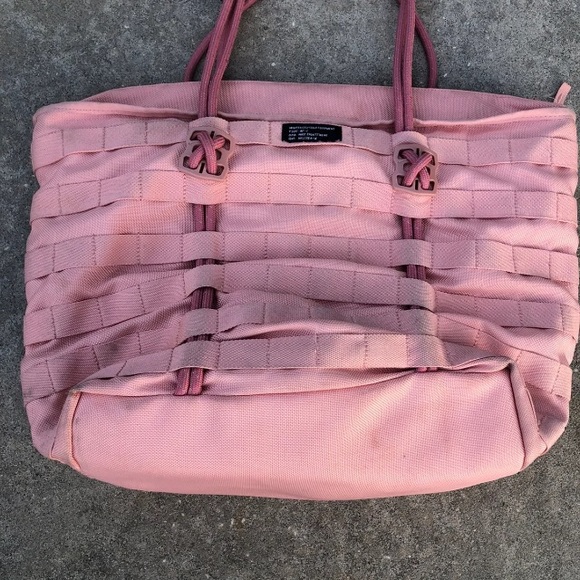 nike sportswear tote bag - Picture 3 of 11